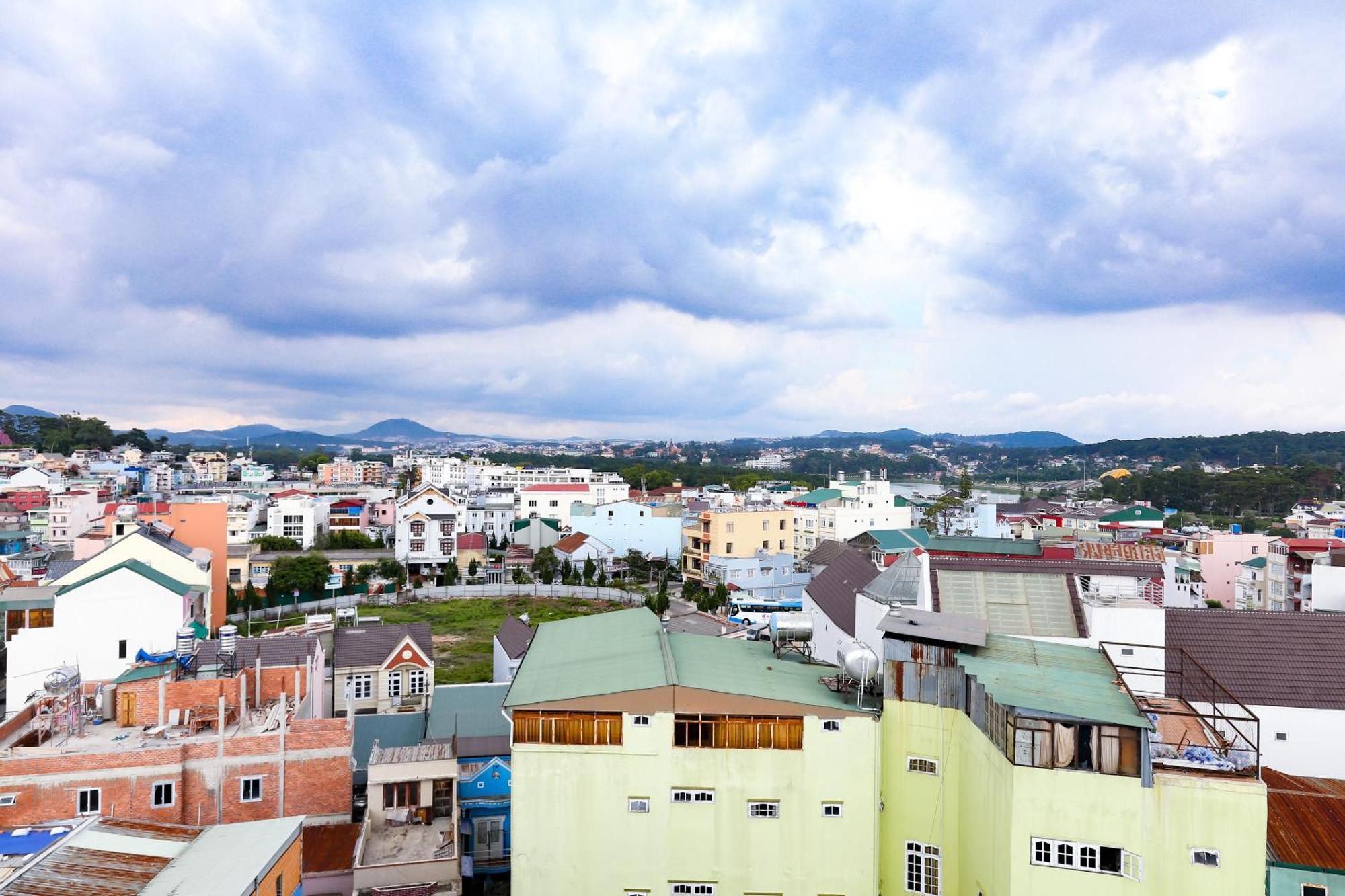 Iris Dalat Hotel Kültér fotó