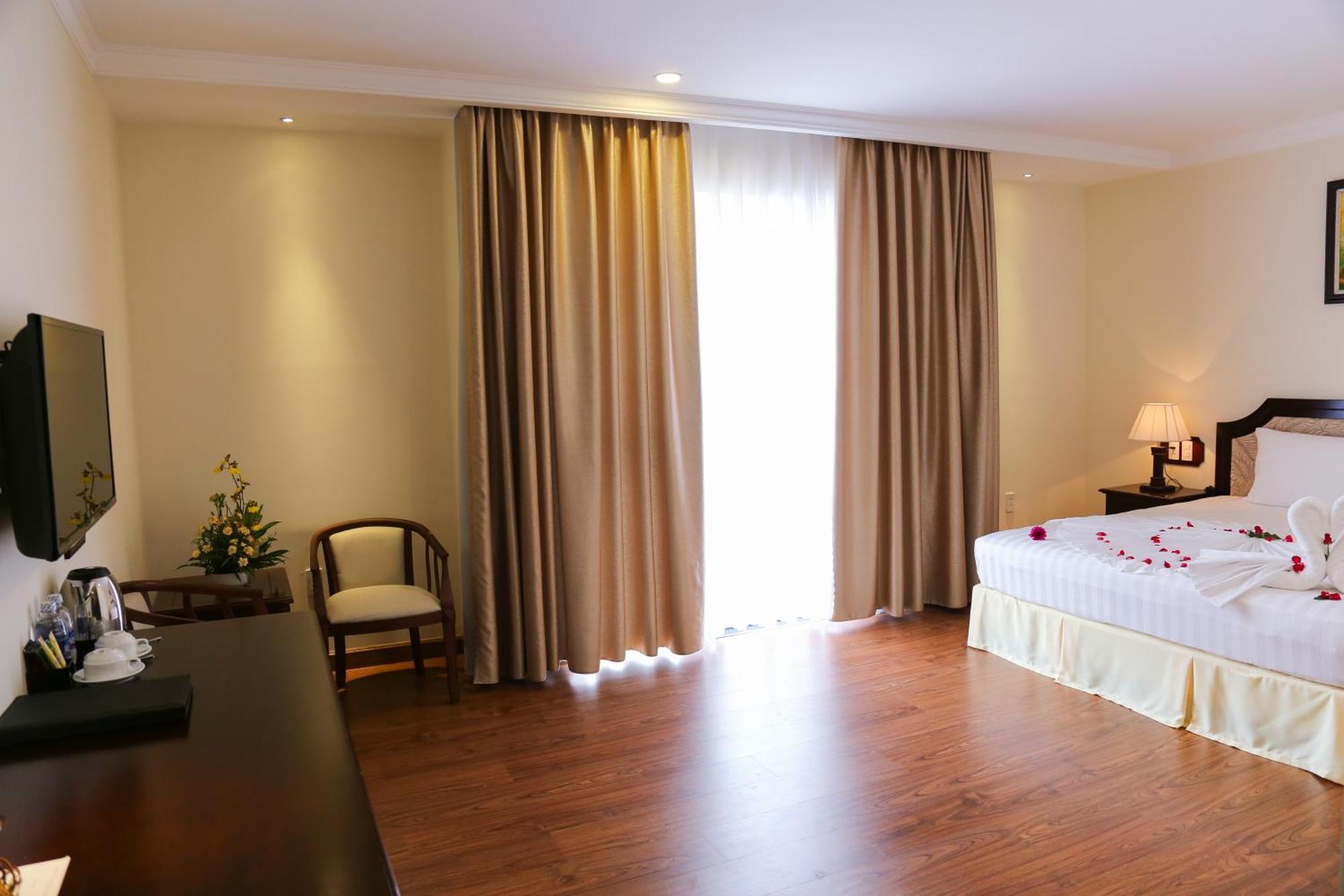 Iris Dalat Hotel Kültér fotó