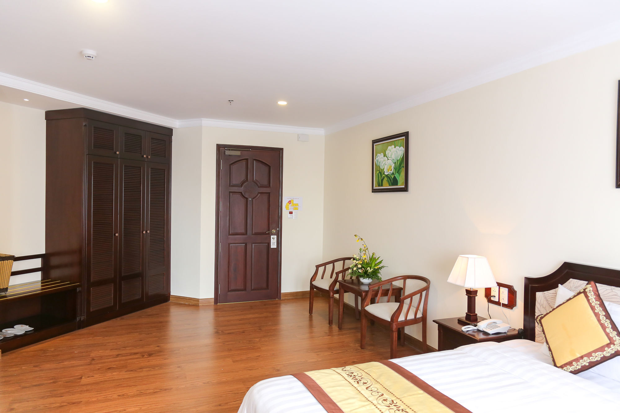 Iris Dalat Hotel Kültér fotó